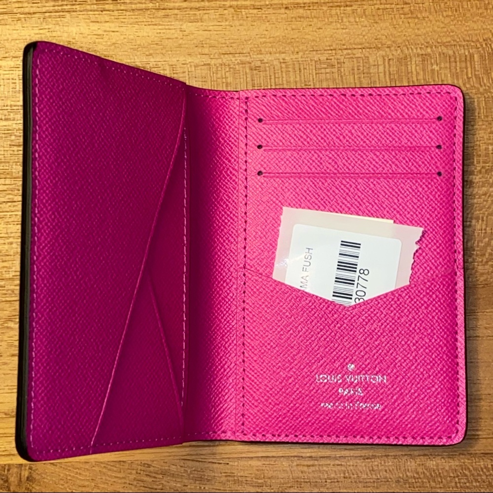 Louis Vuitton Taigarama fuchsia Pocket organizer - Picture 4 of 14